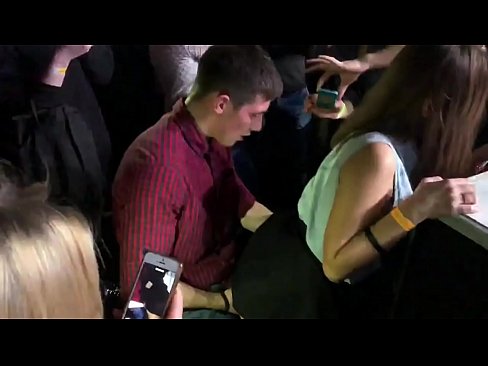 ❤️ Sex nyata dina nightclub Rusia. gadis Rusia 18 taun heubeul dina anus jeung heunceut fucked di nightclub a ️ porno dina su.pornpics-de.ru